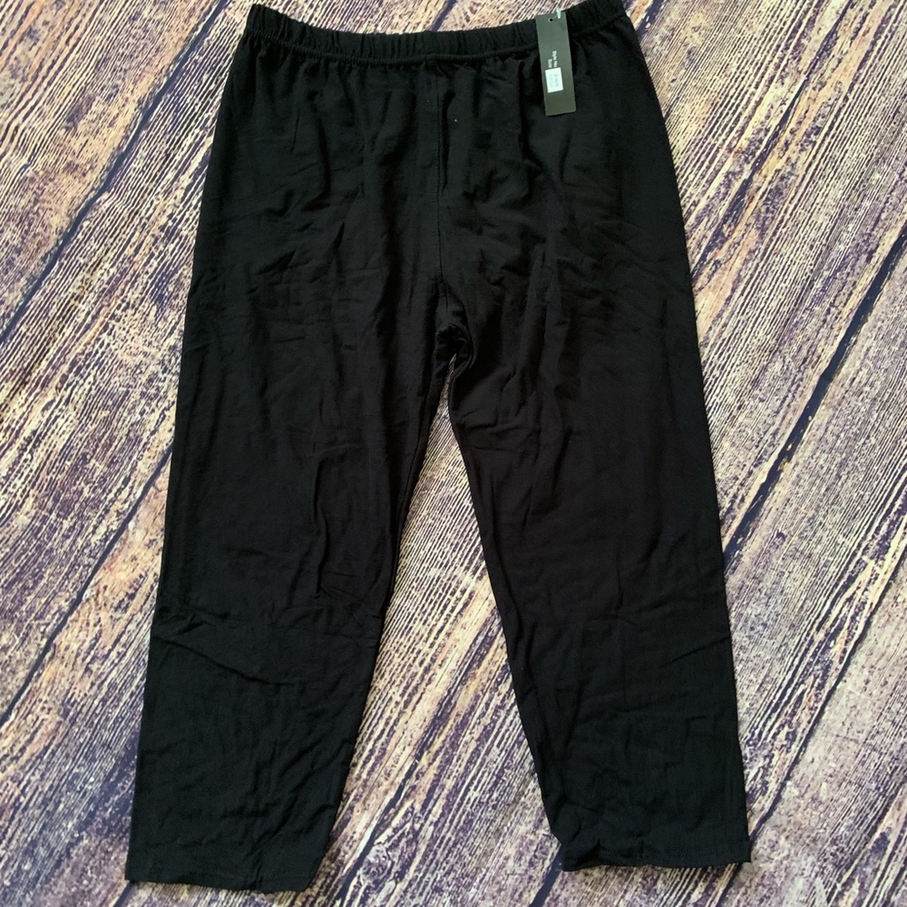 Black one size (plus) leggings cropped length